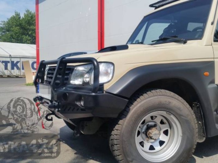 hyundai_galloper_innovation_zderzak_przod_z_bullbarem_fabryka_4x4_(16).jpg