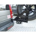 uchwyt-z-silownikiem-na-kolo-zapasowe-do-land-rover-discovery-iii-iv.jpg