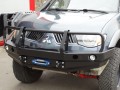 mitsubishi_l200_IV_zderzak_przod_z_bullbarem_fabryka_4x4_(9).JPG